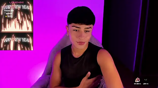 Snapshot of Matheewx_m chatting on November 13, 2025, 1:59 am Matheewx m online show from November 13, 2025, 1:59 am