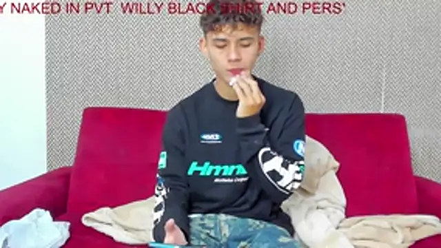 willy sexxx18 online show from January 11, 2026, 2:00 pm