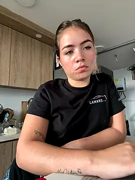 Snapshot of _Tiffany1 chatting on September 27, 2025, 7:08 pm Tiffany1 online show from September 27, 2025, 7:08 pm