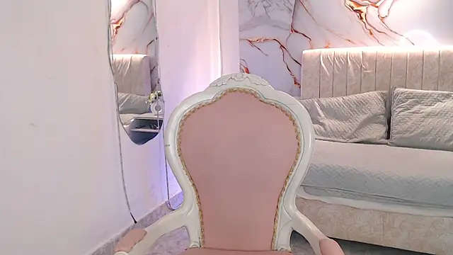 Snapshot of _Tiffany1 chatting on November 8, 2025, 7:12 pm Tiffany1 online show from November 8, 2025, 7:12 pm