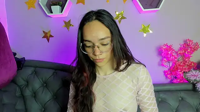 Dafne Mel online show from November 27, 2025, 9:50 pm