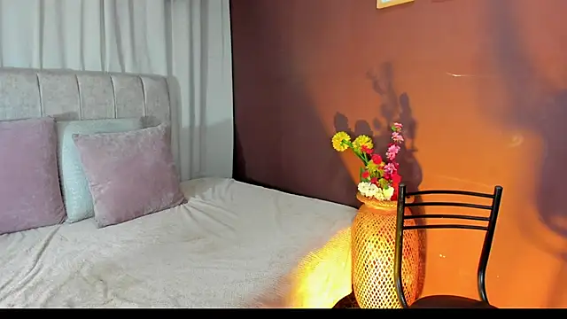 Dafne Mel online show from November 29, 2025, 8:12 pm