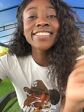 Skylar Smith  online show from May 12, 2026, 2:36 pm