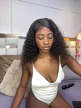 Skylar Smith  online show from May 13, 2026, 12:57 pm