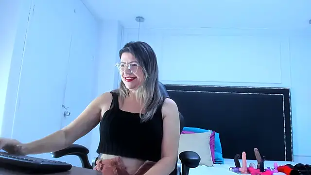 Snapshot of Ariana_costa chatting on September 30, 2025, 1:27 pm Ariana costa online show from September 30, 2025, 1:27 pm