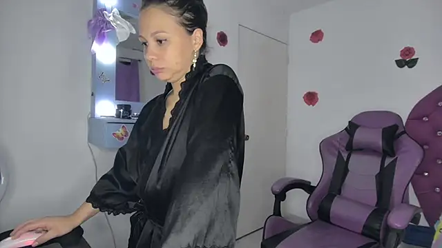 Snapshot of soffy_rosses chatting on May 11, 2026, 4:51 am soffy rosses online show from May 11, 2026, 4:51 am