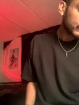 malek xarx  online show from October 7, 2025, 2:42 am