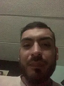 malek xarx  online show from October 13, 2025, 1:05 am