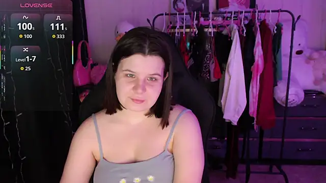 AmyVibess online show from April 26, 2026, 6:16 pm