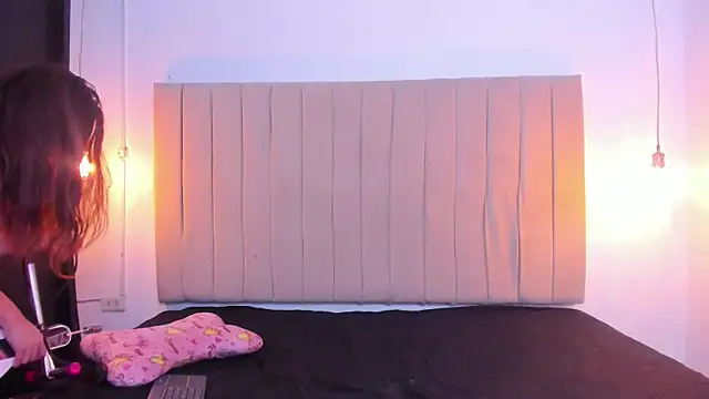 Snapshot of sol_Capecchi chatting on November 27, 2025, 4:25 am sol Capecchi online show from November 27, 2025, 4:25 am