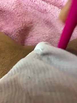 Snapshot of Esmeralda-berrys chatting on March 1, 2026, 3:58 pm Esmeralda-berrys online show from March 1, 2026, 3:58 pm