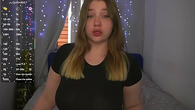 Snapshot of CuteSharloti chatting on June 10, 2026, 4:50 pm CuteSharloti online show from June 10, 2026, 4:50 pm