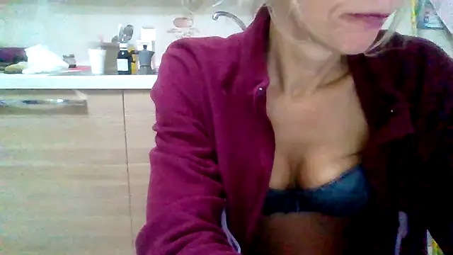 Kelly80 online show from December 19, 2025, 3:57 am