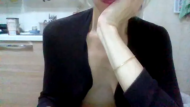 Kelly80 online show from June 28, 2026, 3:23 am