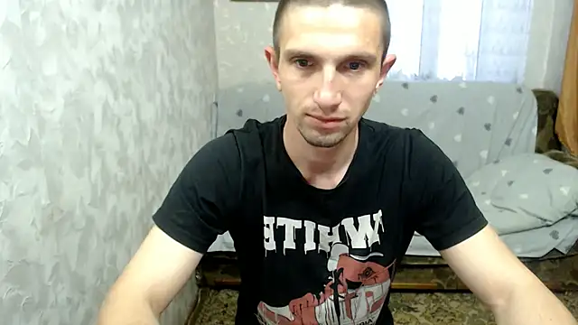 Snapshot of Alexilon chatting on May 11, 2026, 4:04 pm Alexilon online show from May 11, 2026, 4:04 pm