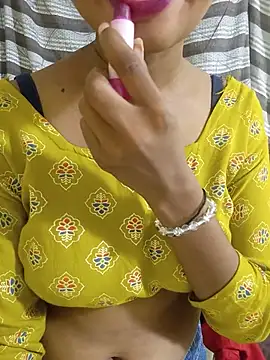 Snapshot of Fiza_Rani78 chatting on July 2, 2026, 2:11 am Fiza Rani78 online show from July 2, 2026, 2:11 am