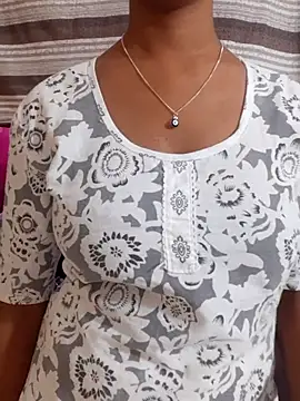 Snapshot of Fiza_Rani78 chatting on July 24, 2026, 2:20 am Fiza Rani78 online show from July 24, 2026, 2:20 am