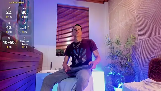 Snapshot of Dustin_Sonne chatting on October 1, 2025, 3:45 am Dustin Sonne online show from October 1, 2025, 3:45 am