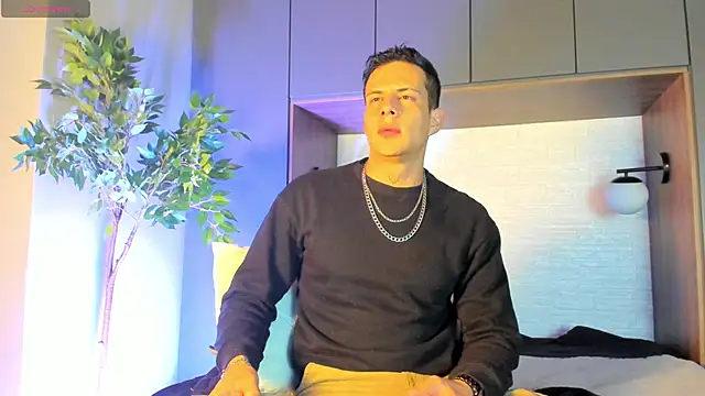 Snapshot of Dustin_Sonne chatting on November 16, 2025, 3:45 am Dustin Sonne online show from November 16, 2025, 3:45 am