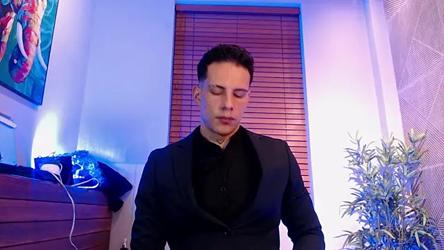 Snapshot of Dustin_Sonne chatting on May 8, 2026, 3:45 am Dustin Sonne online show from May 8, 2026, 3:45 am