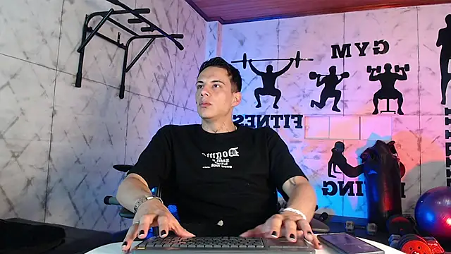 Dustin Sonne online show from June 30, 2026, 3:40 am