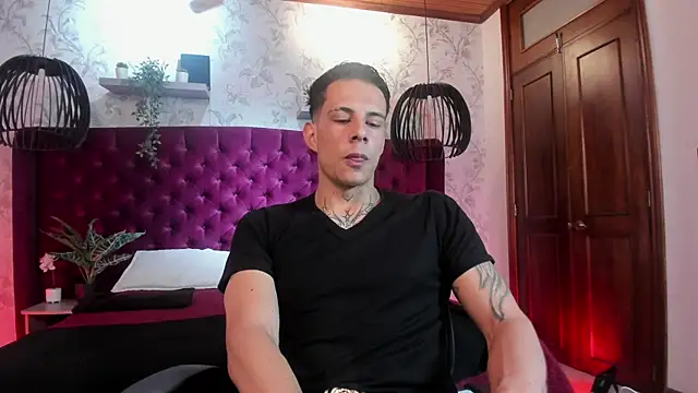 Dustin Sonne online show from July 5, 2026, 3:45 am