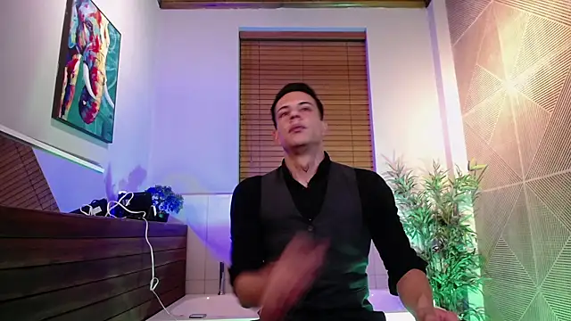 Dustin Sonne online show from July 12, 2026, 3:41 am