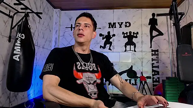 Dustin Sonne online show from July 19, 2026, 3:32 am