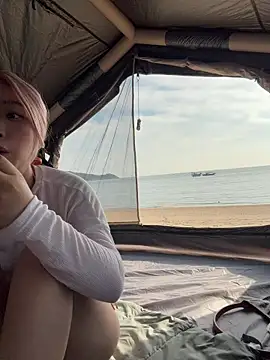 Snapshot of winter11 chatting on September 26, 2025, 7:12 am winter11 online show from September 26, 2025, 7:12 am