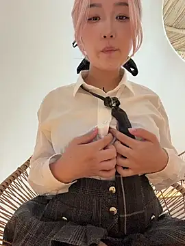 Snapshot of winter11 chatting on October 5, 2025, 1:59 am winter11 online show from October 5, 2025, 1:59 am