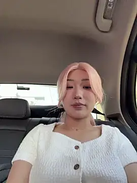 Snapshot of winter11 chatting on November 16, 2025, 3:23 am winter11 online show from November 16, 2025, 3:23 am