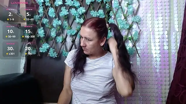 darling hott online show from September 20, 2025, 8:37 am