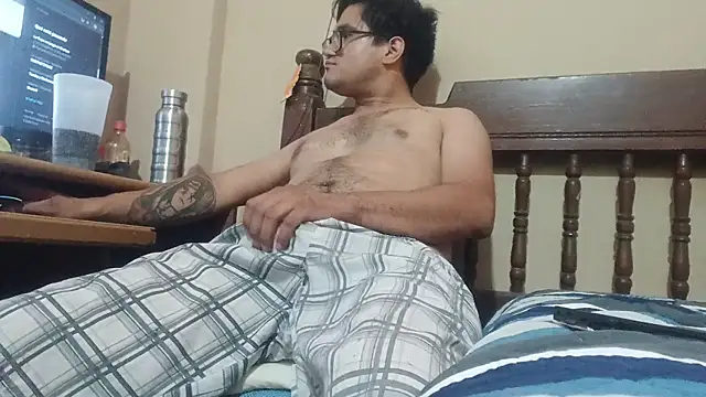 Snapshot of Single_lagunero chatting on July 5, 2026, 7:43 pm Single lagunero online show from July 5, 2026, 7:43 pm