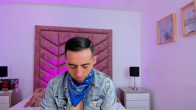 Snapshot of Lushian_ chatting on September 10, 2025, 2:28 pm Lushian online show from September 10, 2025, 2:28 pm