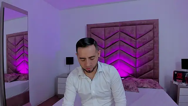 Snapshot of Lushian_ chatting on July 4, 2026, 4:35 pm Lushian online show from July 4, 2026, 4:35 pm