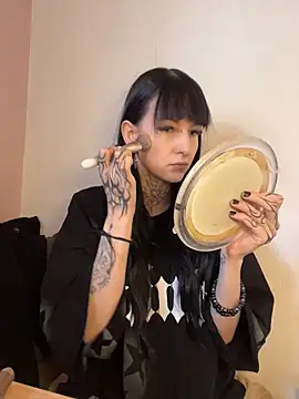 Seductively4 20 online show from April 22, 2026, 8:28 am
