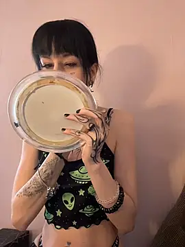 Seductively4 20 online show from May 2, 2026, 7:13 am