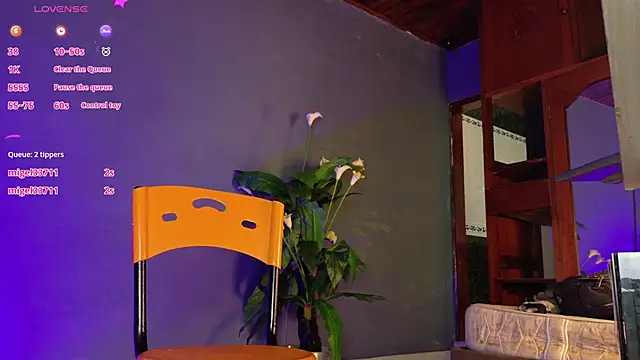 david huge online show from October 12, 2025, 5:01 pm