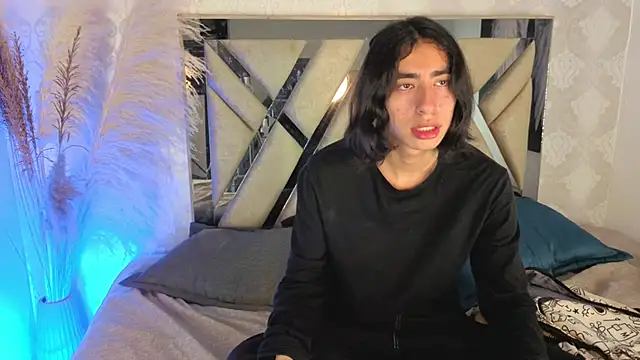 Snapshot of ryo_light chatting on May 11, 2026, 12:27 am ryo light online show from May 11, 2026, 12:27 am