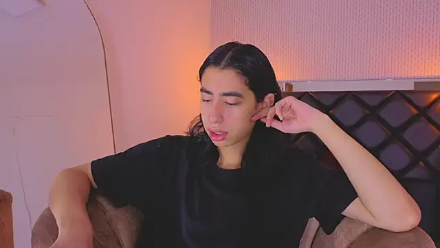 Snapshot of ryo_light chatting on June 18, 2026, 4:02 am ryo light online show from June 18, 2026, 4:02 am