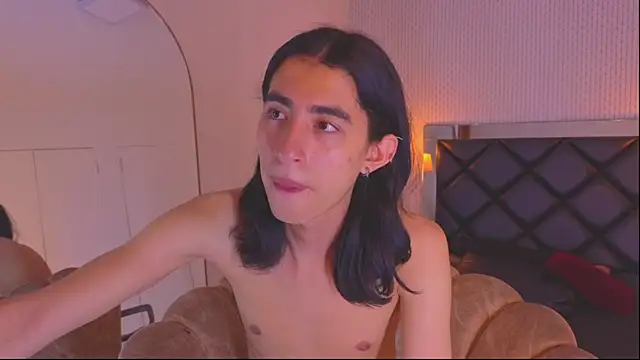 Snapshot of ryo_light chatting on July 5, 2026, 3:34 am ryo light online show from July 5, 2026, 3:34 am