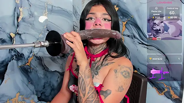 Emily Evo online show from October 9, 2025, 7:56 pm