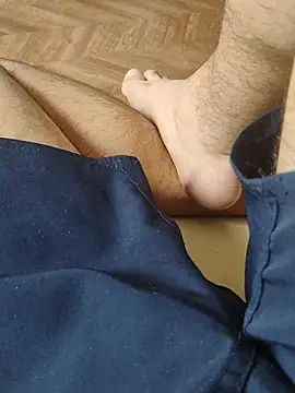 Snapshot of LeoMaduroSP chatting on November 24, 2025, 1:33 pm LeoMaduroSP online show from November 24, 2025, 1:33 pm