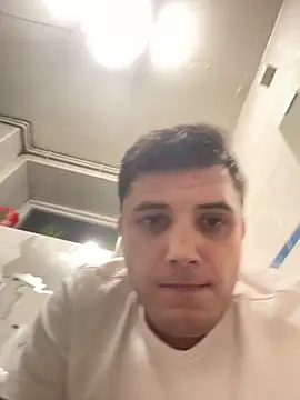 Snapshot of kisspussy1993 chatting on November 26, 2025, 11:06 pm kisspussy1993 online show from November 26, 2025, 11:06 pm