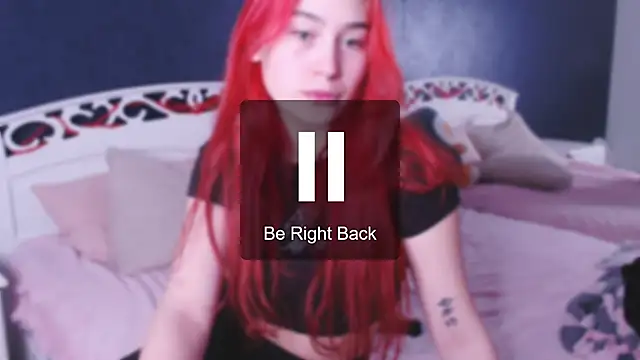 Snapshot of Lili_Luuu chatting on January 9, 2026, 5:26 pm Lili Luuu online show from January 9, 2026, 5:26 pm