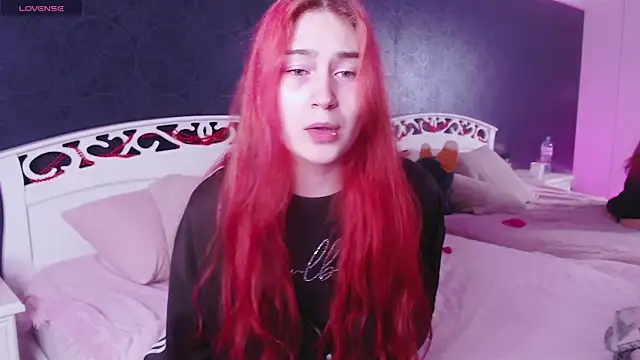 Snapshot of Lili_Luuu chatting on January 17, 2026, 3:06 pm Lili Luuu online show from January 17, 2026, 3:06 pm