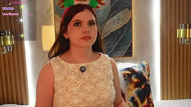 Snapshot of issa_baby2 chatting on December 15, 2025, 3:44 am issa baby2 online show from December 15, 2025, 3:44 am