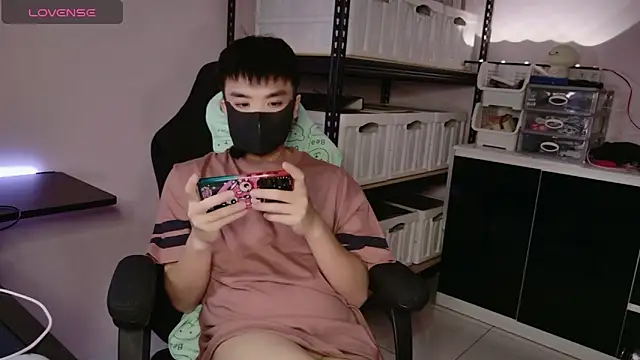 Snapshot of doggyman523 chatting on November 11, 2025, 3:23 pm doggyman523 online show from November 11, 2025, 3:23 pm