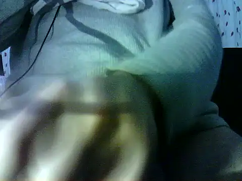 Snapshot of photo3995 chatting on April 8, 2026, 8:42 pm photo3995 online show from April 8, 2026, 8:42 pm