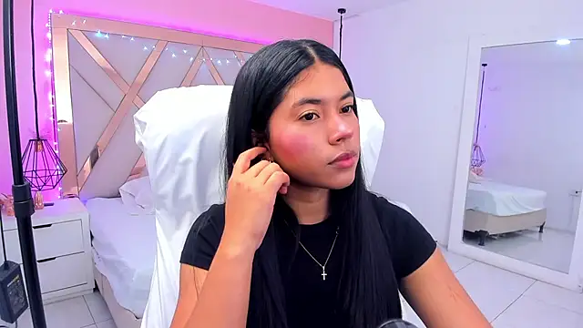 samantaa shy online show from February 6, 2026, 2:38 am